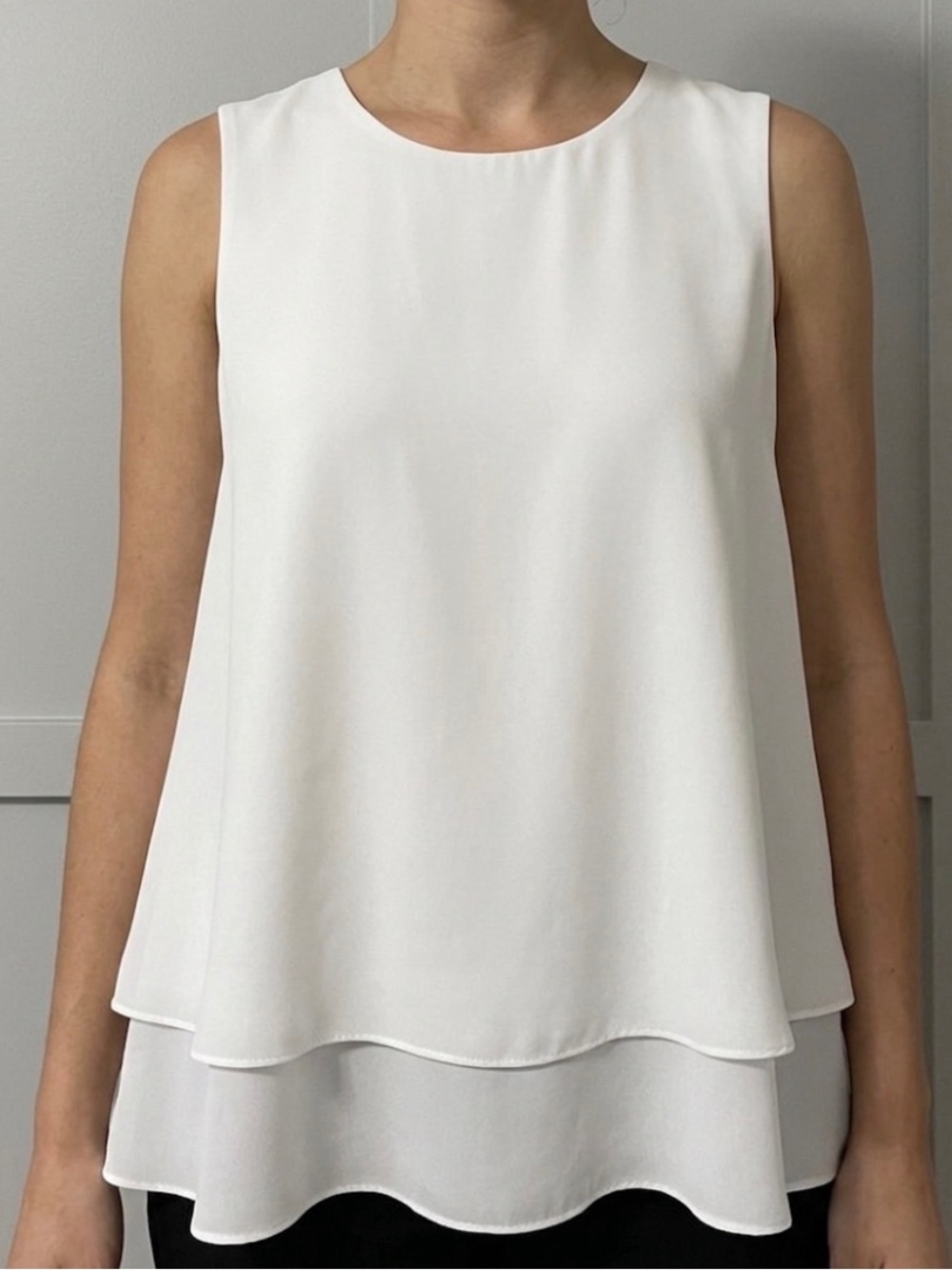 Zac & Rachel Sleeveless Layered White Women's Top